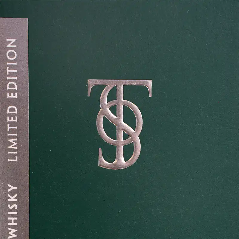 Emballage avec vernis sélectif